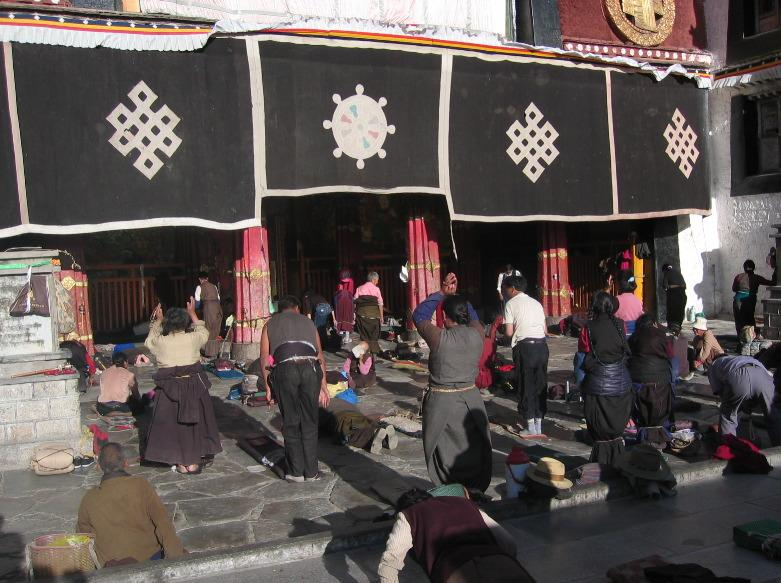 Image of Pilgrims Prostrating before the Jokhang Temple